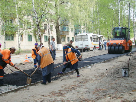 Новый тротуар – к Дню Победы